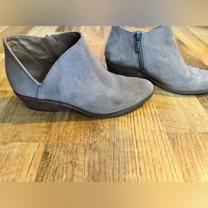 Lucky Brand Gray Suede Ankle Booties with Side Zip